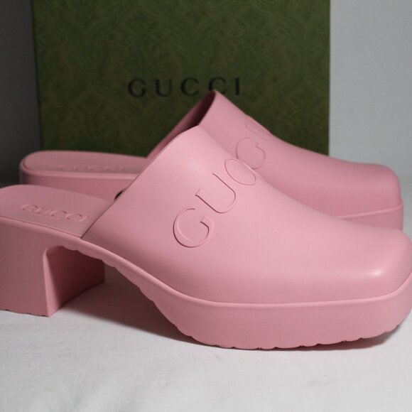 NWB Gucci Logo Rubber Clogs Mules Slip Ons Wild Rose - Picture 2 of 12
